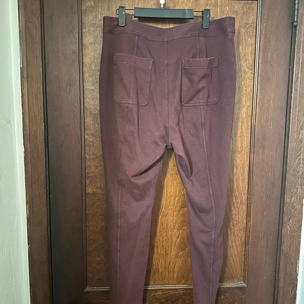 Anthropologie Maeve Pant Seamed Flare High Rise Cropped Burgundy size 14